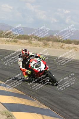 media/May-05-2025-Moto Forza (Mon) [[3c1838c5e5]]/1-A Group/Session 2 (Turn 7 Inside)/
